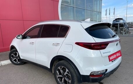 KIA Sportage IV рестайлинг, 2018 год, 2 260 000 рублей, 8 фотография