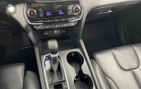 Hyundai Santa Fe IV, 2018 год, 3 500 000 рублей, 13 фотография