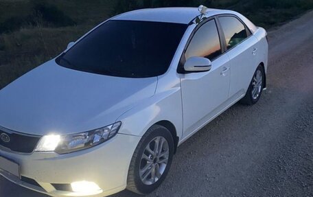 KIA Cerato III, 2011 год, 800 000 рублей, 8 фотография