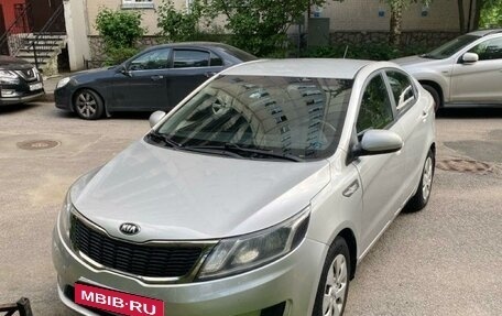 KIA Rio III рестайлинг, 2013 год, 720 000 рублей, 1 фотография