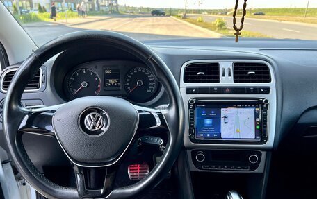 Volkswagen Polo VI (EU Market), 2015 год, 1 259 000 рублей, 13 фотография