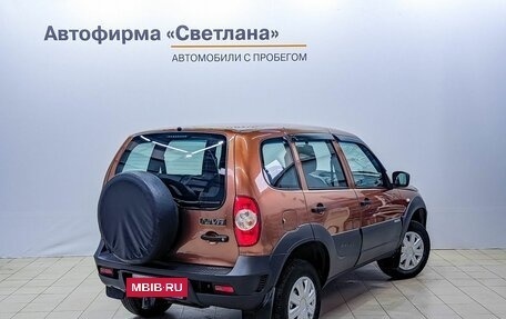 Chevrolet Niva I рестайлинг, 2018 год, 875 000 рублей, 4 фотография