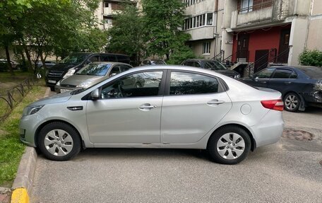 KIA Rio III рестайлинг, 2013 год, 720 000 рублей, 2 фотография