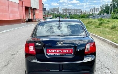 KIA Rio II, 2011 год, 699 000 рублей, 6 фотография