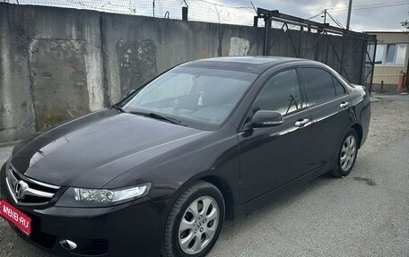 Honda Accord VII рестайлинг, 2006 год, 900 000 рублей, 1 фотография