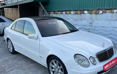 Mercedes-Benz E-Класс, 2004 год, 900 000 рублей, 4 фотография