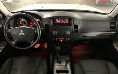 Mitsubishi Pajero IV, 2012 год, 1 999 000 рублей, 7 фотография