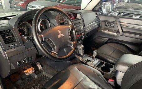 Mitsubishi Pajero IV, 2012 год, 1 999 000 рублей, 8 фотография