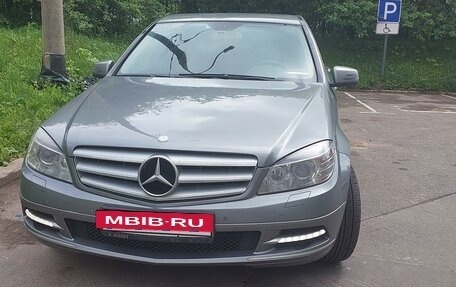 Mercedes-Benz C-Класс, 2010 год, 1 100 000 рублей, 2 фотография