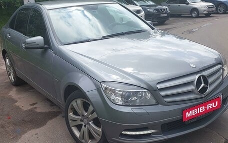 Mercedes-Benz C-Класс, 2010 год, 1 100 000 рублей, 3 фотография