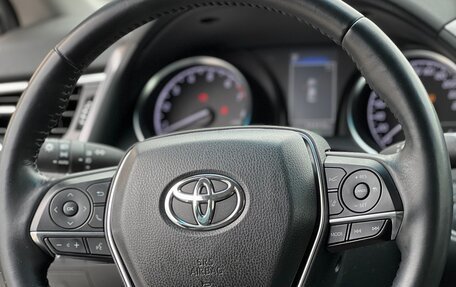 Toyota Camry, 2021 год, 3 495 000 рублей, 8 фотография