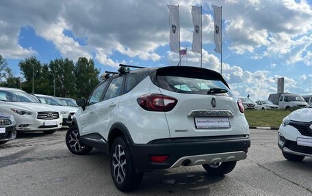 Renault Kaptur I рестайлинг, 2019 год, 1 559 900 рублей, 8 фотография