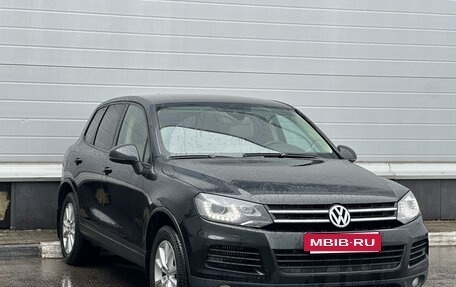 Volkswagen Touareg III, 2013 год, 2 379 000 рублей, 3 фотография