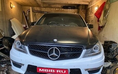 Mercedes-Benz C-Класс, 2011 год, 1 000 000 рублей, 1 фотография