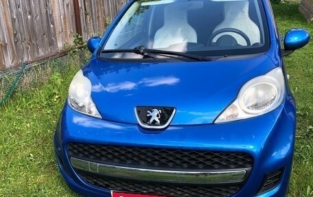 Peugeot 107 I рестайлинг, 2011 год, 500 000 рублей, 1 фотография