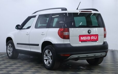 Skoda Yeti I рестайлинг, 2013 год, 915 000 рублей, 2 фотография