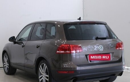 Volkswagen Touareg III, 2010 год, 1 975 000 рублей, 5 фотография