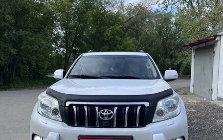 Toyota Land Cruiser Prado 150 рестайлинг 2, 2010 год, 2 950 000 рублей, 1 фотография