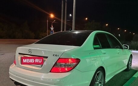 Mercedes-Benz C-Класс, 2011 год, 1 000 000 рублей, 3 фотография