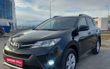 Toyota RAV4, 2014 год, 2 470 000 рублей, 3 фотография