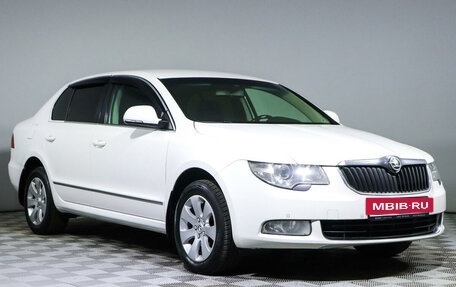 Skoda Superb III рестайлинг, 2011 год, 1 080 000 рублей, 3 фотография