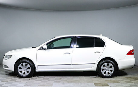 Skoda Superb III рестайлинг, 2011 год, 1 080 000 рублей, 8 фотография