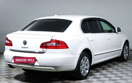 Skoda Superb III рестайлинг, 2011 год, 1 080 000 рублей, 5 фотография