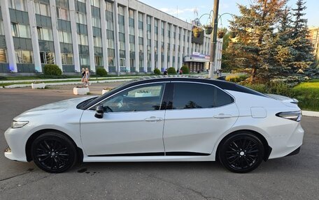 Toyota Camry, 2020 год, 3 700 000 рублей, 8 фотография