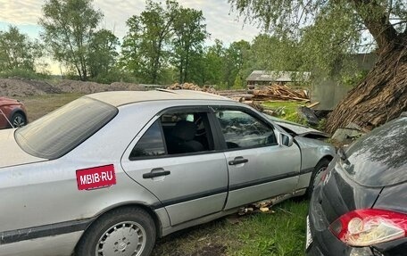 Mercedes-Benz C-Класс, 1995 год, 60 000 рублей, 4 фотография