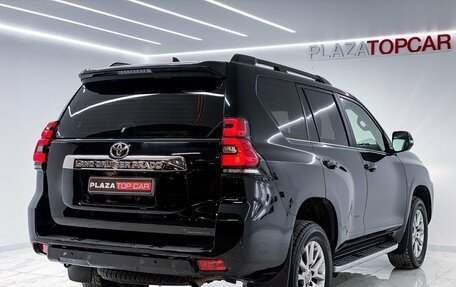 Toyota Land Cruiser Prado 150 рестайлинг 2, 2018 год, 6 350 000 рублей, 2 фотография