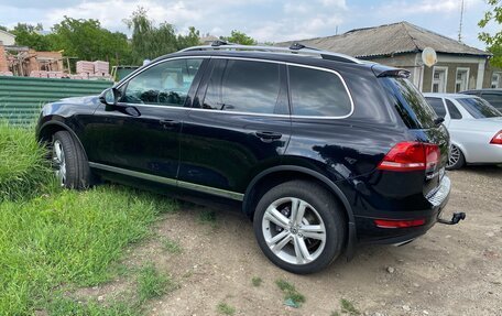 Volkswagen Touareg III, 2011 год, 2 150 000 рублей, 2 фотография