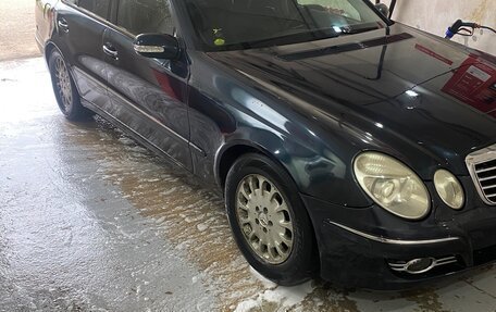 Mercedes-Benz E-Класс, 2002 год, 610 000 рублей, 4 фотография