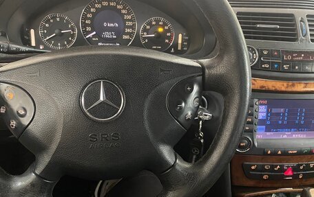 Mercedes-Benz E-Класс, 2002 год, 610 000 рублей, 9 фотография