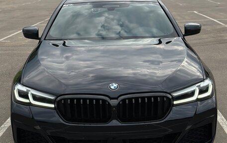 BMW 5 серия, 2021 год, 6 800 000 рублей, 2 фотография