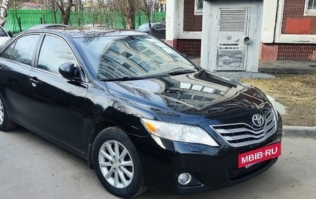 Toyota Camry, 2010 год, 1 280 000 рублей, 2 фотография