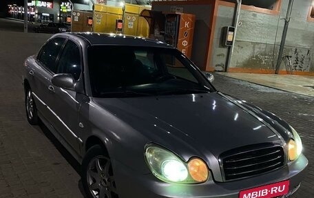 Hyundai Sonata IV рестайлинг, 2005 год, 300 000 рублей, 1 фотография