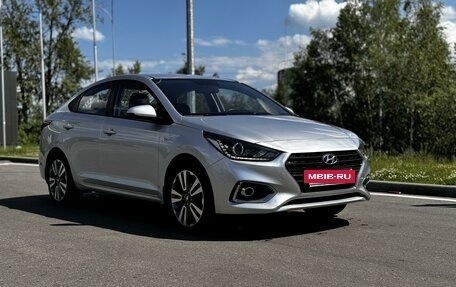 Hyundai Solaris II рестайлинг, 2018 год, 1 400 000 рублей, 2 фотография