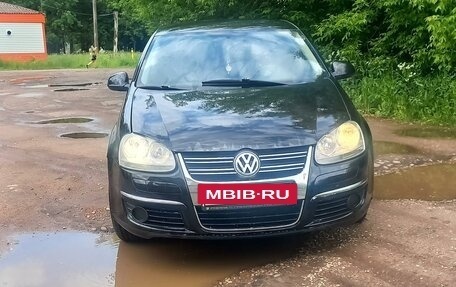 Volkswagen Jetta VI, 2008 год, 650 000 рублей, 2 фотография