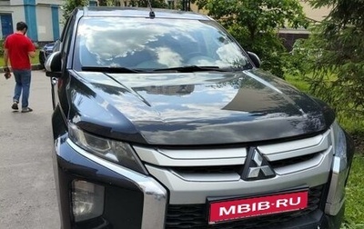Mitsubishi L200 IV рестайлинг, 2019 год, 2 000 000 рублей, 1 фотография