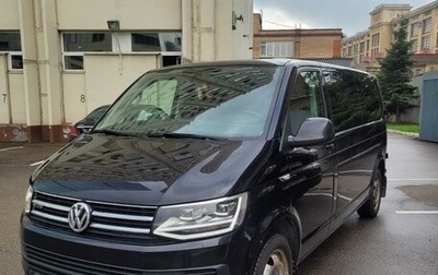 Volkswagen Caravelle T6 рестайлинг, 2016 год, 3 200 000 рублей, 1 фотография