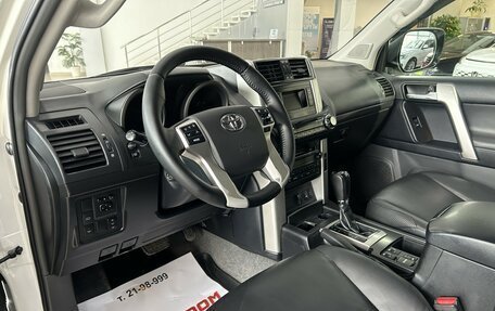 Toyota Land Cruiser Prado 150 рестайлинг 2, 2011 год, 3 547 000 рублей, 13 фотография