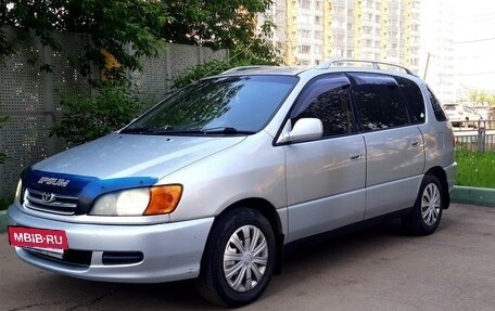 Toyota Ipsum II, 2000 год, 670 000 рублей, 8 фотография