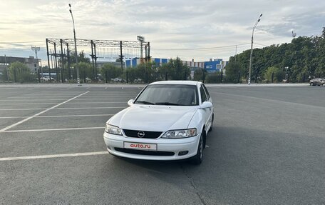 Opel Vectra B рестайлинг, 2000 год, 300 000 рублей, 2 фотография