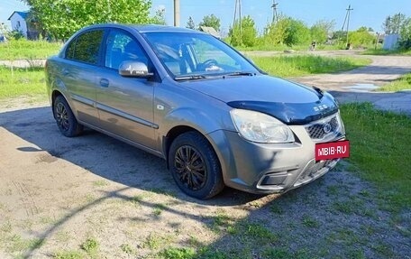 KIA Rio II, 2011 год, 765 000 рублей, 3 фотография