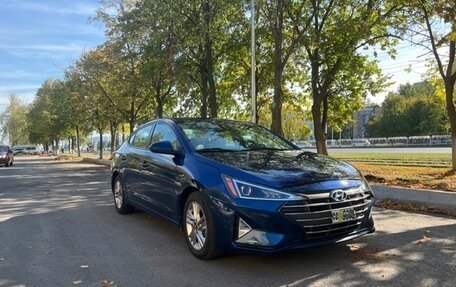 Hyundai Elantra VI рестайлинг, 2019 год, 1 780 000 рублей, 4 фотография