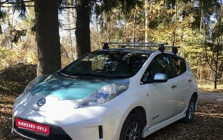 Nissan Leaf I, 2011 год, 1 090 000 рублей, 3 фотография