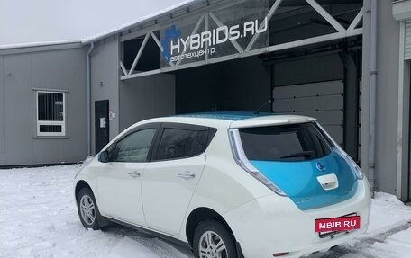 Nissan Leaf I, 2011 год, 1 090 000 рублей, 20 фотография