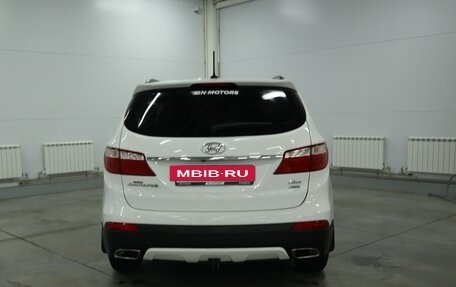 Hyundai Santa Fe III рестайлинг, 2014 год, 2 010 000 рублей, 4 фотография