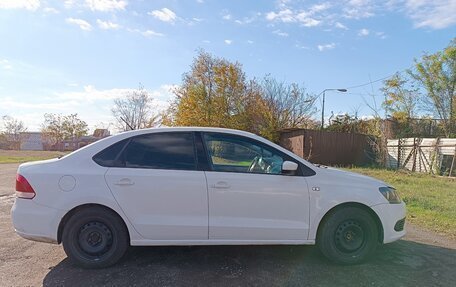 Volkswagen Polo VI (EU Market), 2013 год, 550 000 рублей, 2 фотография