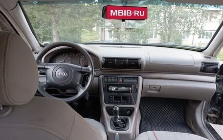 Audi A4, 1998 год, 299 000 рублей, 9 фотография